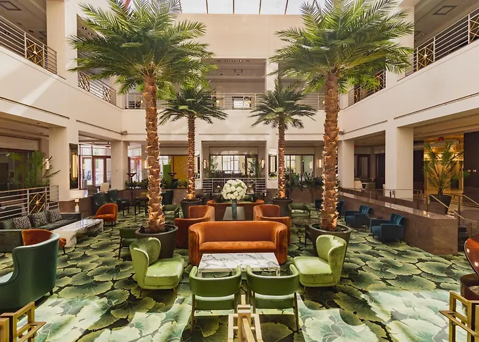 Top Albuquerque Hotels with Shuttle to Balloon Fiesta