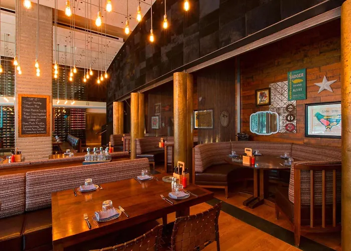 Top Groupon Hotels in Dallas for Affordable Luxury