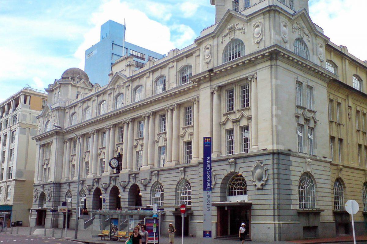  The architecture of the Britomart Transport Centre on Queen Street in Auckland is reminiscent of the Parliament of Wellington, New Zealand - © Ingolfson PD / Wiki